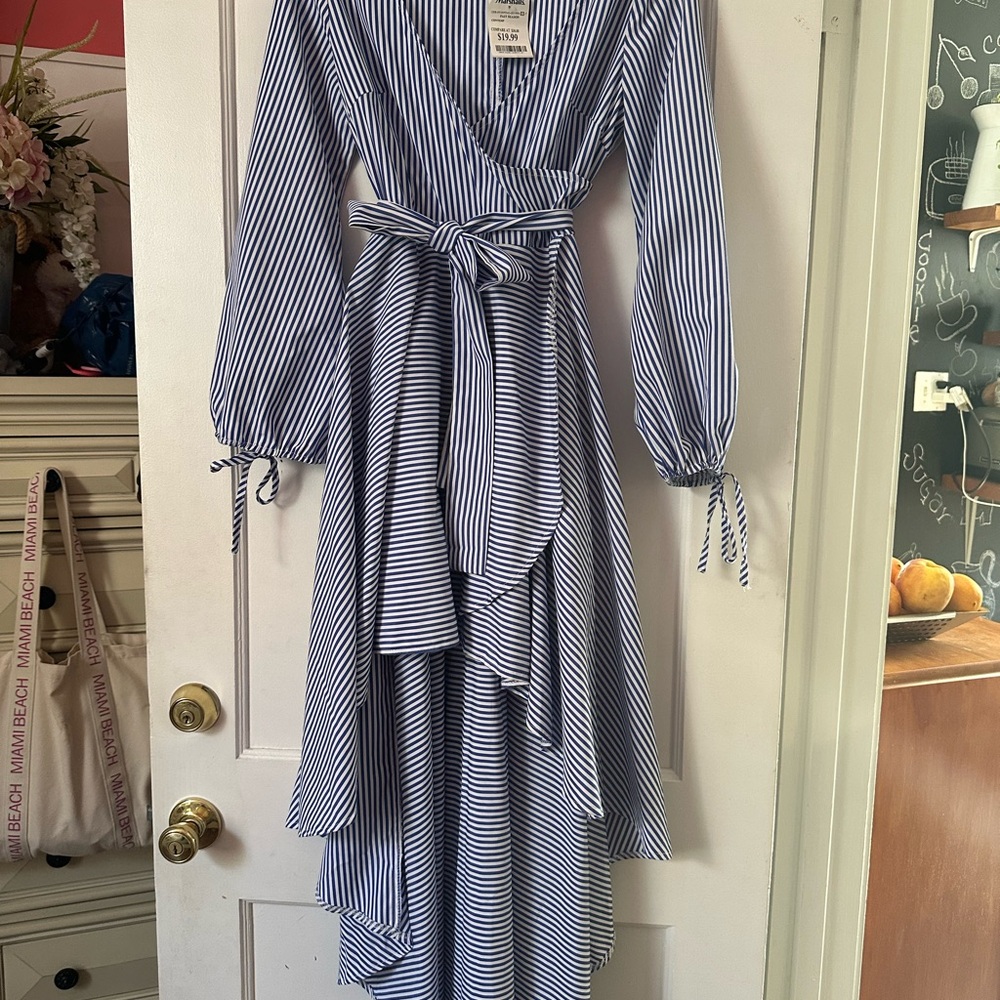 Tea n Cup Blue Long Sleeve V-Neck Sundress